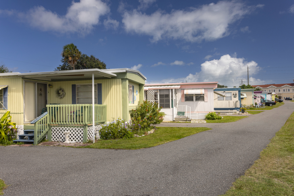 Seashells Mobile Home Park Parakeet Communities   SEASHELLS 015 Copy 1024x683 