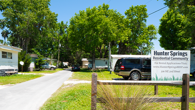 hunter-springs-mobile-home-park-parakeet-communities