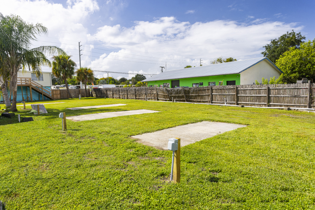 Tradewinds Mobile Home Park Parakeet Communities