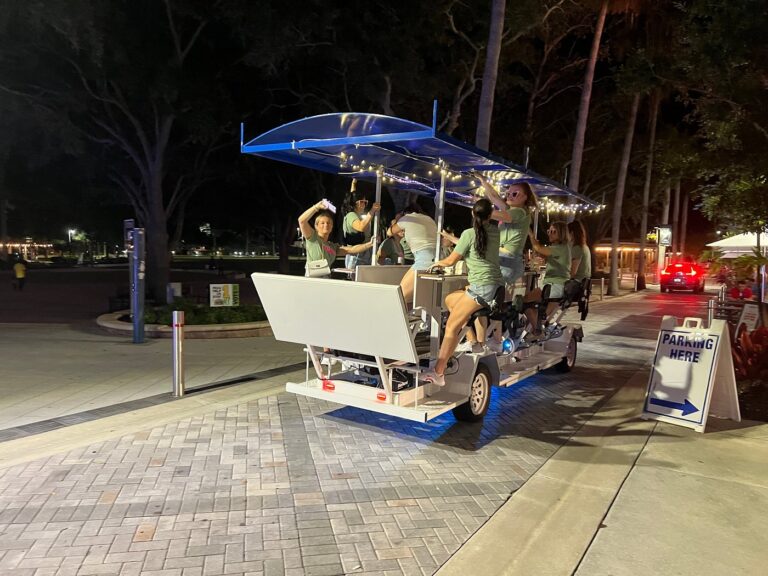 backofbikewithparty, Manufactured homes for rent, living, comfortable, modern, Parakeet Communities