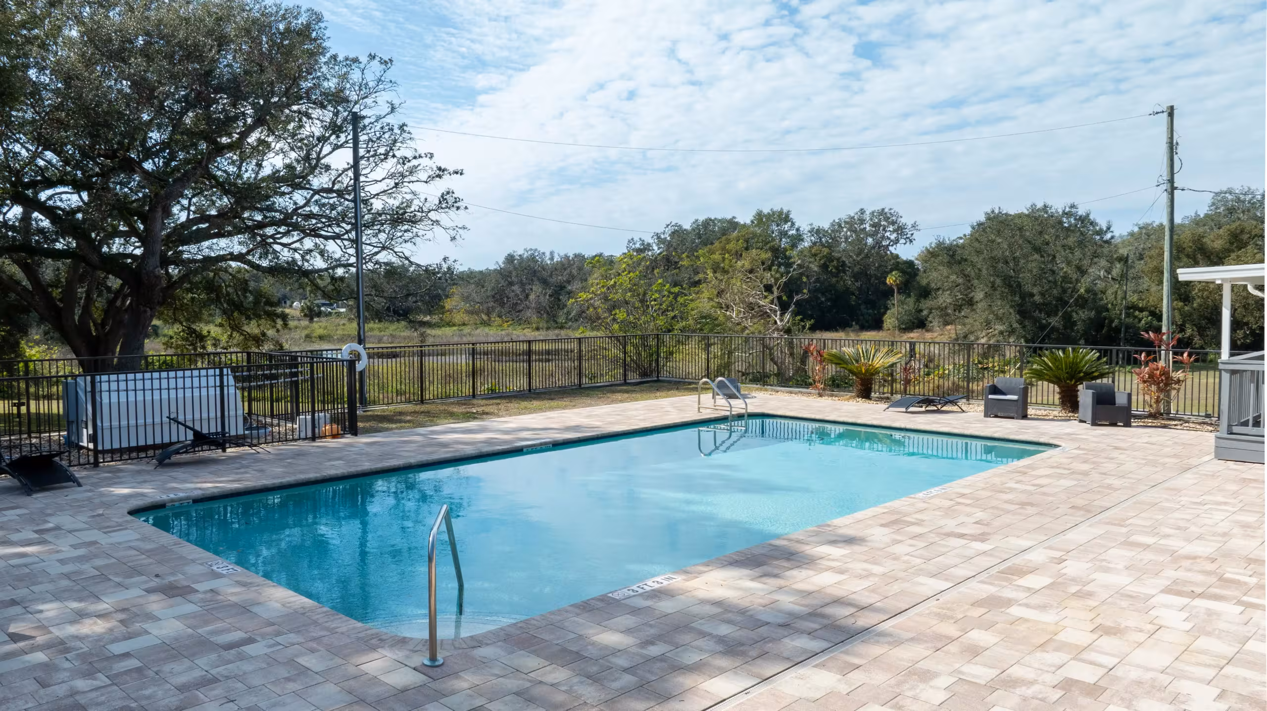 homes, contact hero, Manufactured homes for rent, Parakeet Communities, comfortable, modern