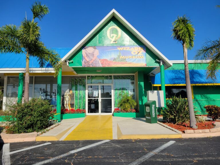 comfortable, wizardofozmuseumticket, living, Manufactured homes for rent, Manufactured homes, homes