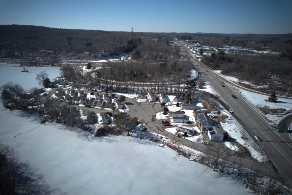 American, Parakeet Communities, Steps to finding a new home, safe, mhp, comfortable