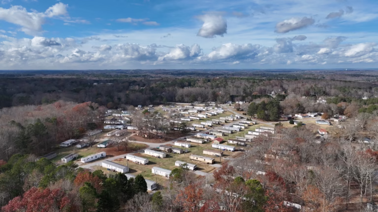 Manufactured homes, mhp, mobile homes, Auburn Ridge, safe, living