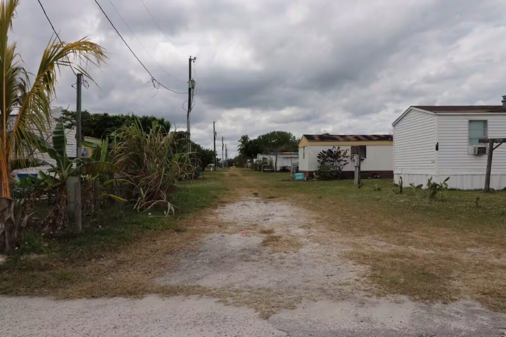 homes, safe, mobile homes, Everglades, living, Manufactured homes for rent