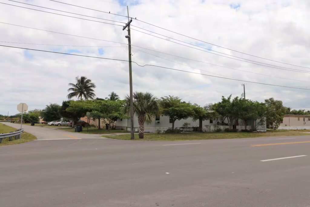 safe, Parakeet Communities, Manufactured homes for rent, homes, comfortable, Everglades