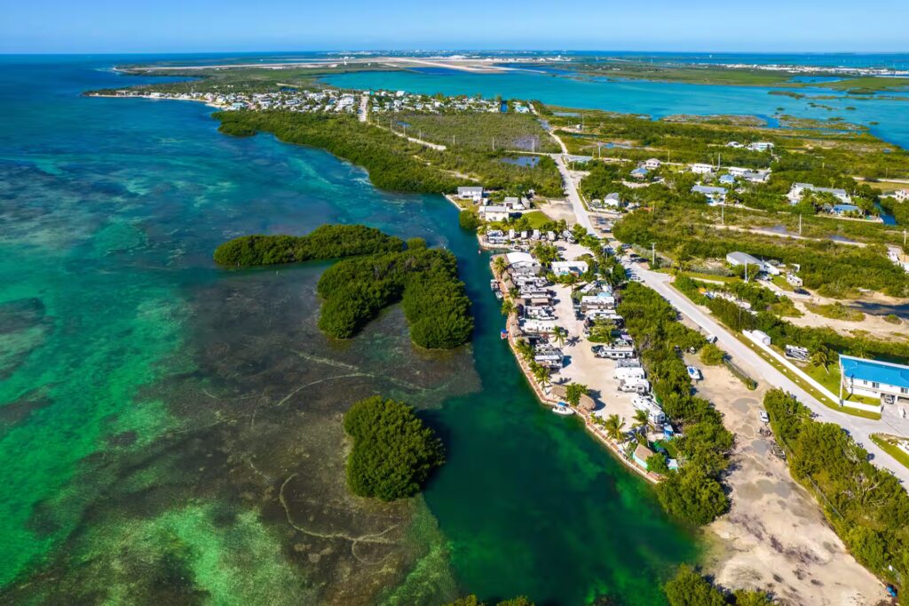 comfortable, modern, GeigerKeyMarina, Steps to finding a new home, safe, Manufactured homes