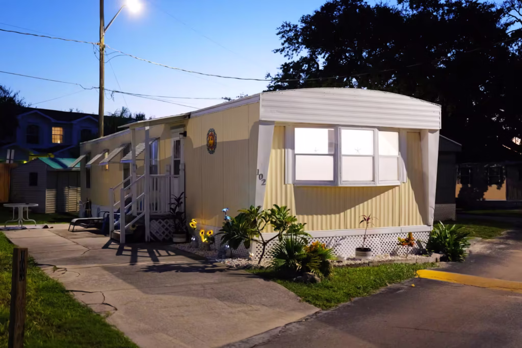 Manufactured homes, modern, safe, L, Steps to finding a new home, homes