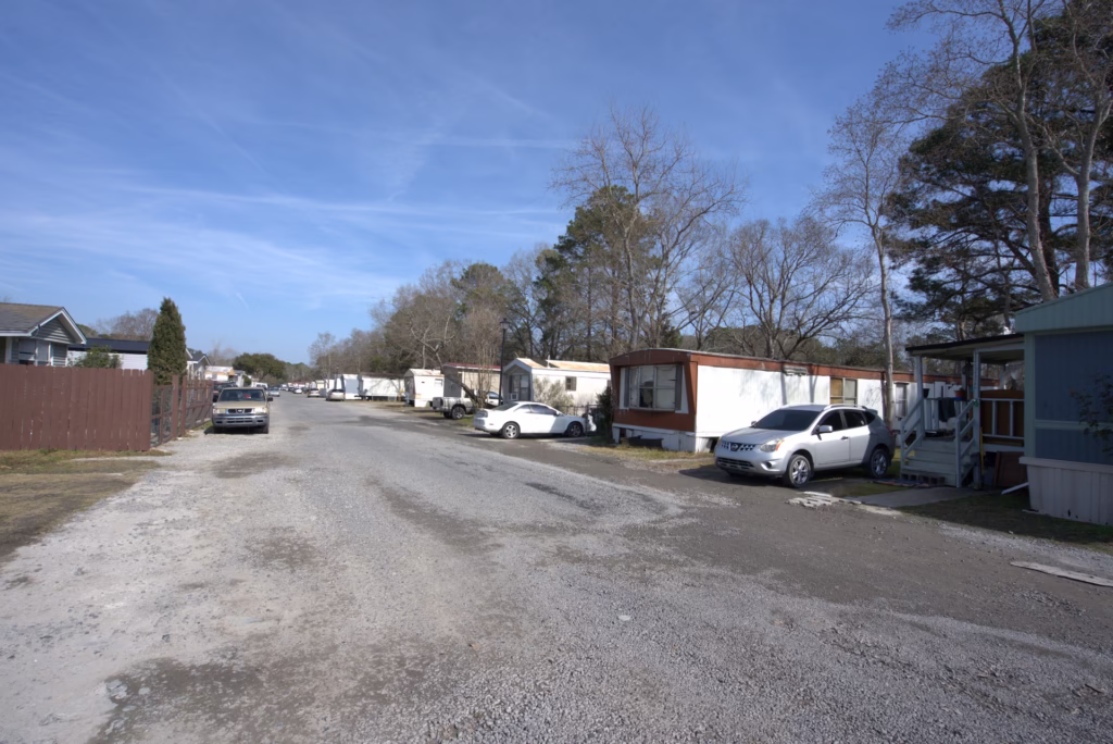 safe, Parakeet Communities, living, Manufactured homes for rent, mhp, Oakside Mobile Home Park