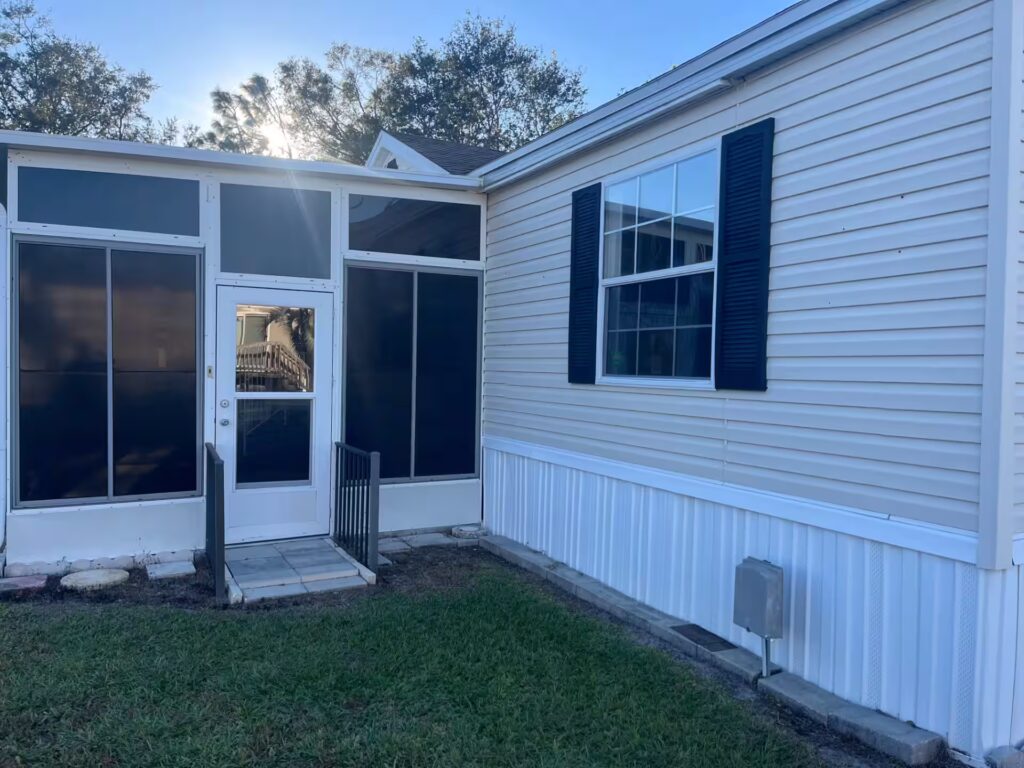 mhp, living, homes, mobile homes, Paradise Palms, Parakeet Communities