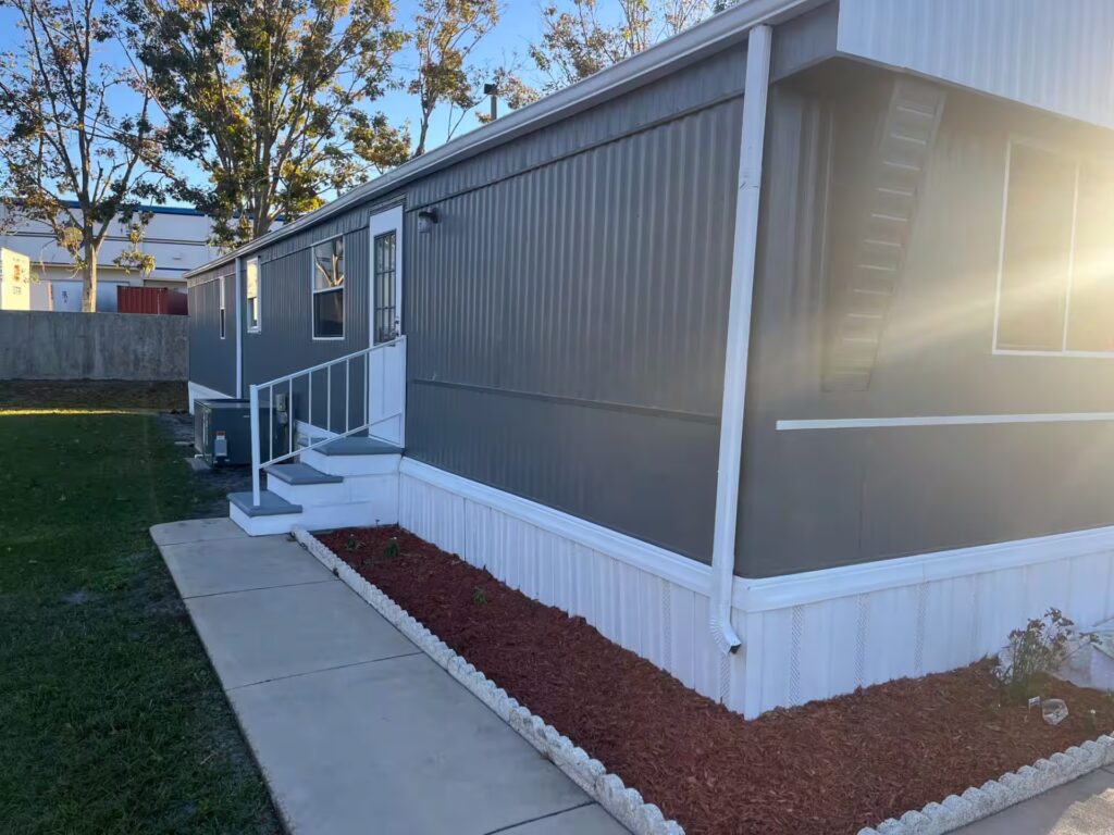 mobile homes, homes, Paradise Palms, living, Parakeet Communities, comfortable