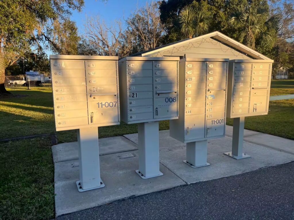 safe, homes, living, mobile homes, Paradise Palms, Manufactured homes for rent