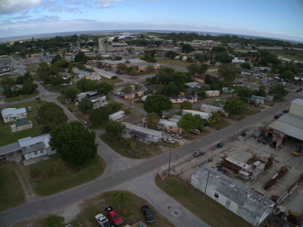 modern, comfortable, Royal Palm, Manufactured homes, Parakeet Communities, living