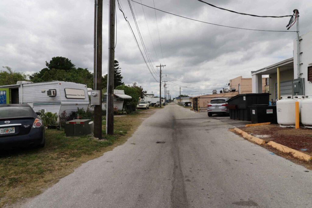 Royal Palm, mhp, safe, living, Manufactured homes, Steps to finding a new home