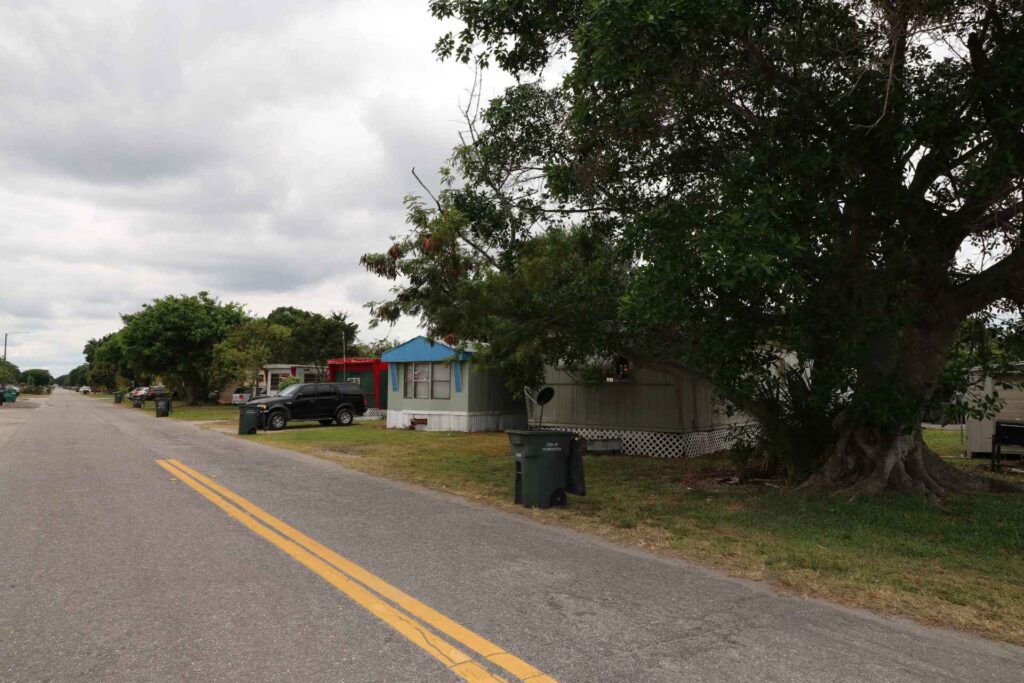 modern, Manufactured homes, mhp, mobile homes, homes, Royal Palm