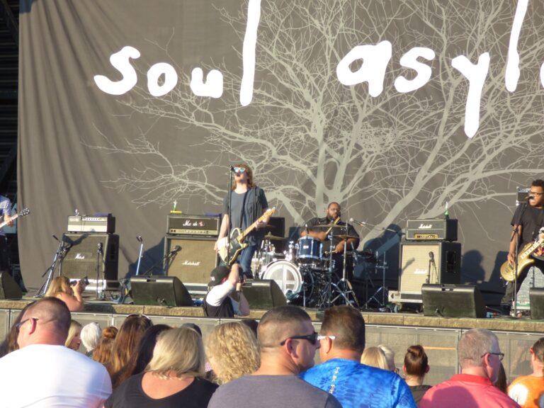 mhp, modern, Steps to finding a new home, concert, safe, Manufactured homes for rent