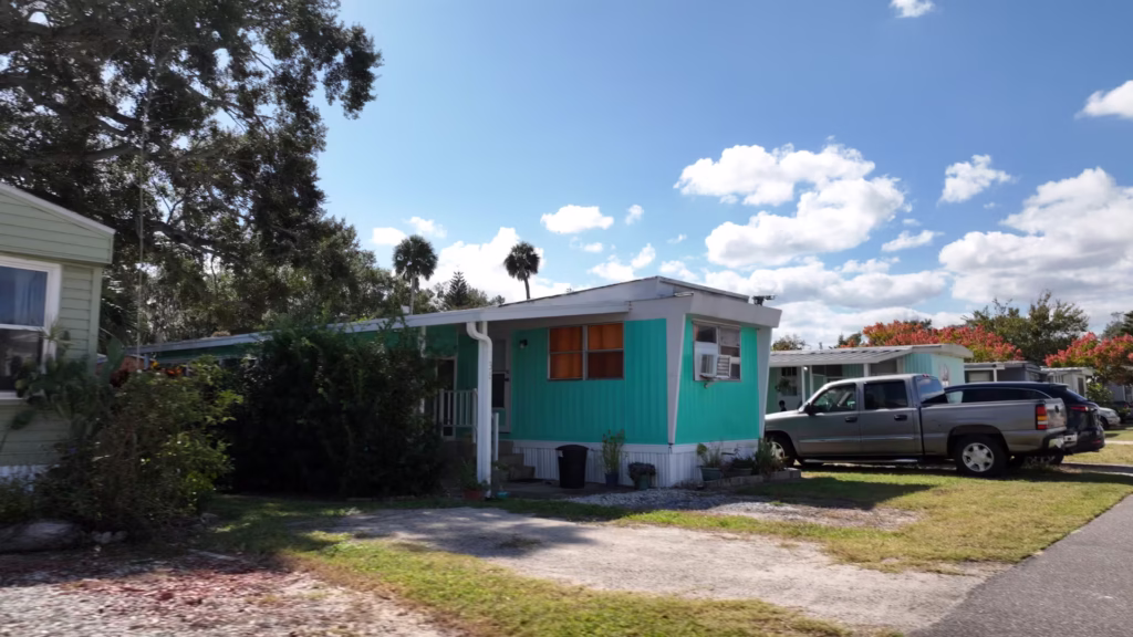 Manufactured homes, Parakeet Communities, living, Up Sonder DJI, homes, modern