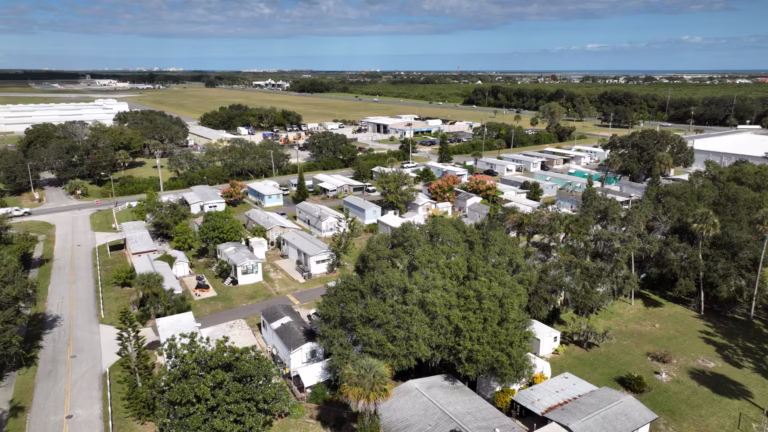 homes, Manufactured homes for sale, comfortable, Parakeet Communities, mhp, Up Sonder DJI