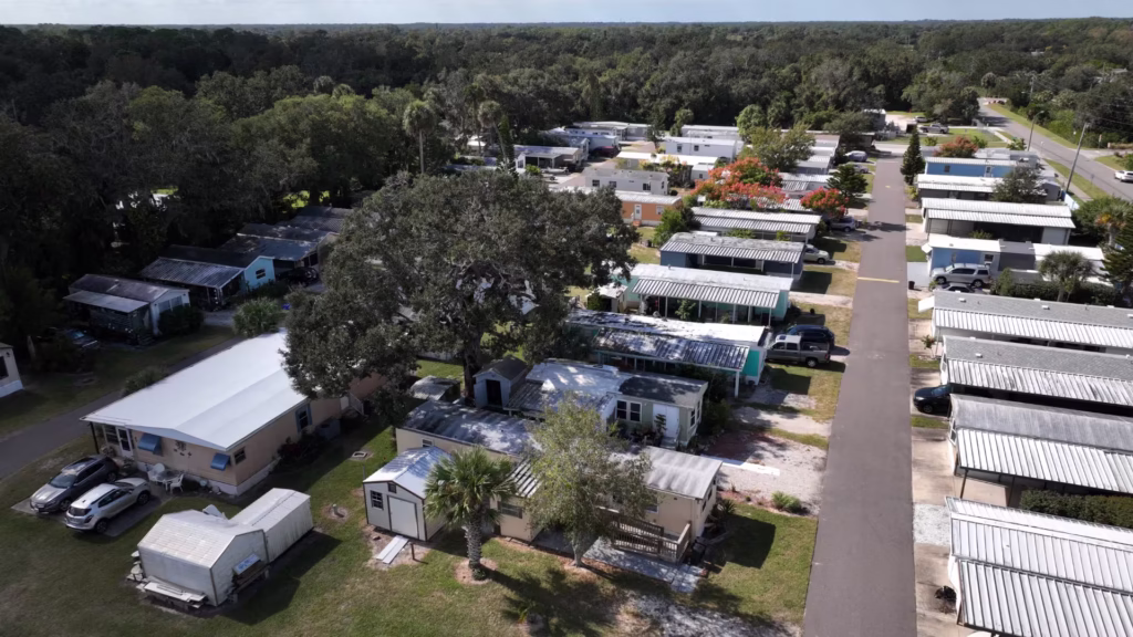 Steps to finding a new home, homes, comfortable, Manufactured homes for sale, Up Sonder DJI, living