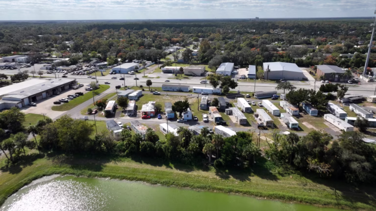 Parakeet Communities, Up Sonder DJI, living, Manufactured homes for sale, mhp, homes