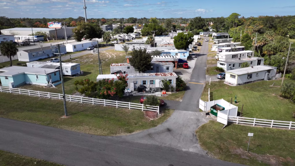 comfortable, Manufactured homes for rent, Up Sonder DJI, homes, Manufactured homes for sale, living