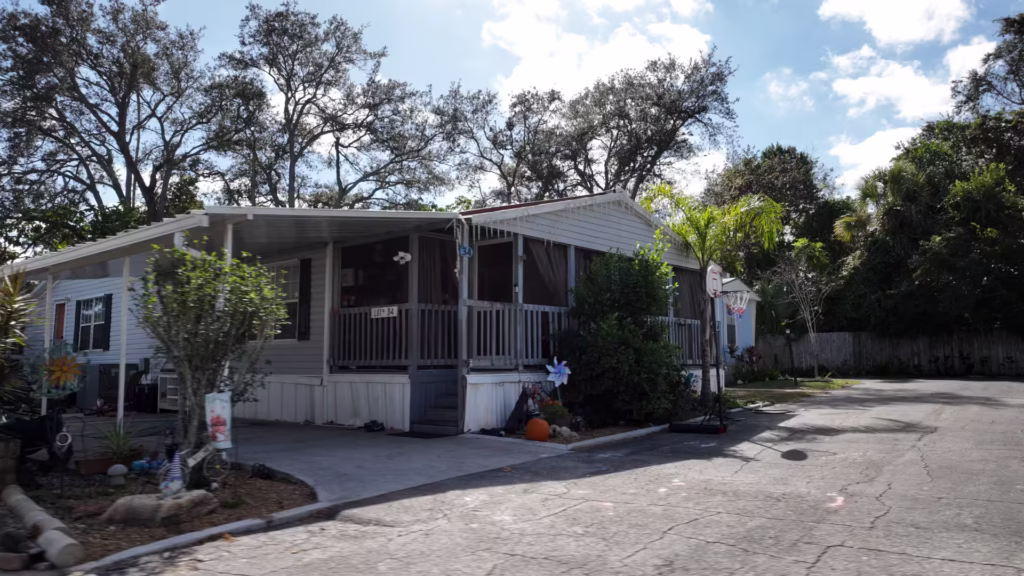 Up Sonder DJI, mhp, Parakeet Communities, modern, comfortable, Manufactured homes for rent