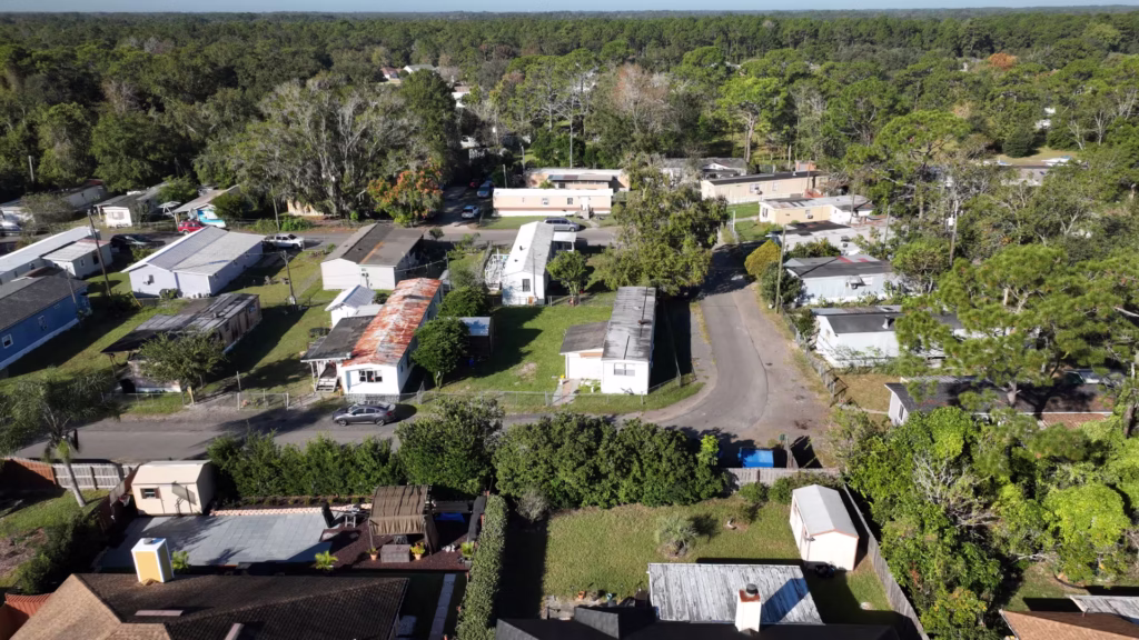 modern, living, homes, Manufactured homes, Parakeet Communities, Up Sonder DJI