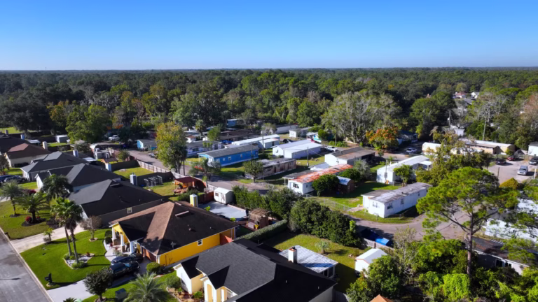 mobile homes, safe, modern, Manufactured homes for sale, living, Up Sonder DJI