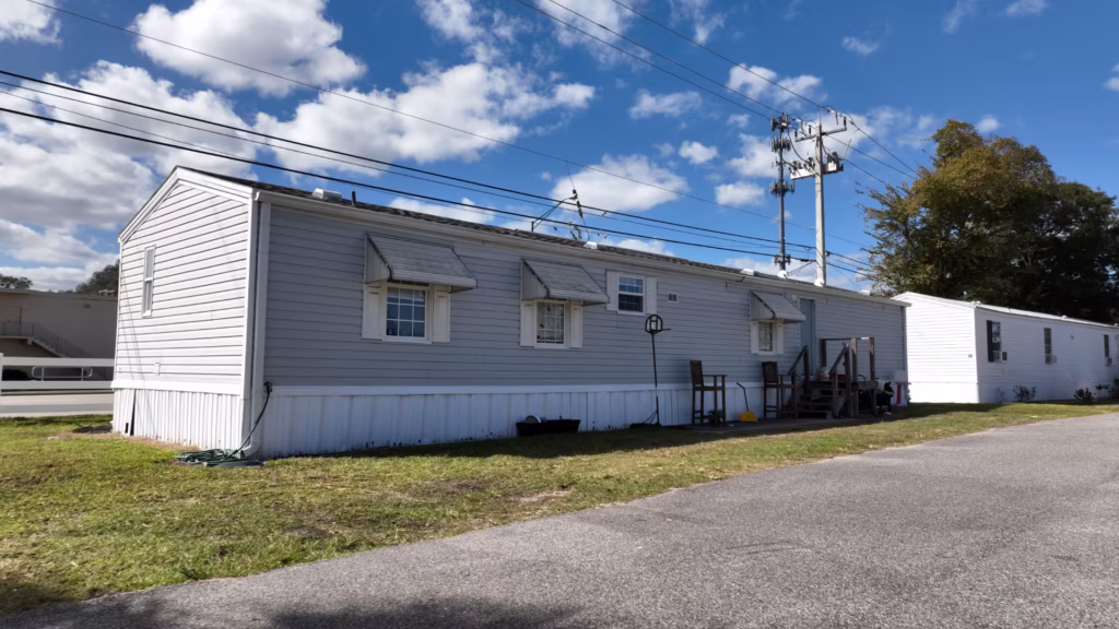 living, Up Sonder DJI, Manufactured homes, safe, modern, mobile homes