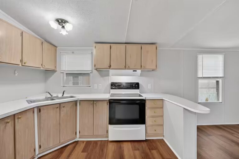 Manufactured homes for sale, modern, Parakeet Communities, getTOc, safe, mhp