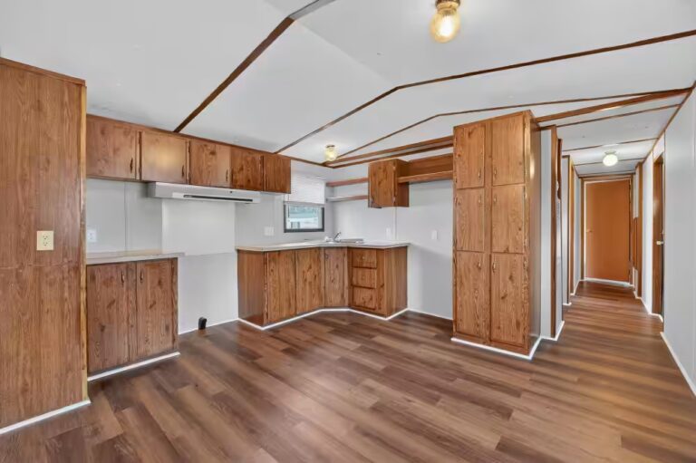 Parakeet Communities, safe, Manufactured homes for rent, homes, living, getUvECk