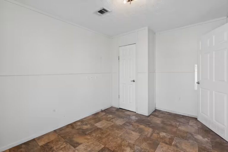 homes, comfortable, safe, getjAqcJB, Parakeet Communities, mobile homes