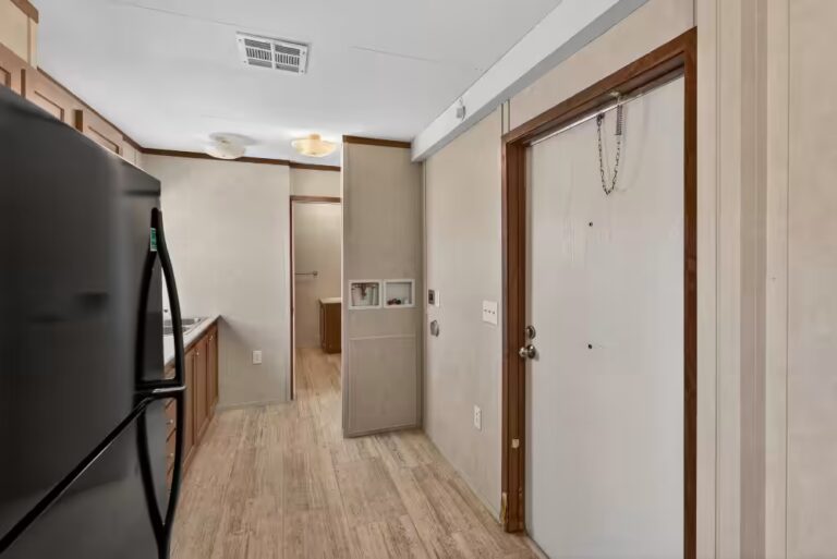 mhp, getMzmE, homes, Manufactured homes for sale, Manufactured homes for rent, safe