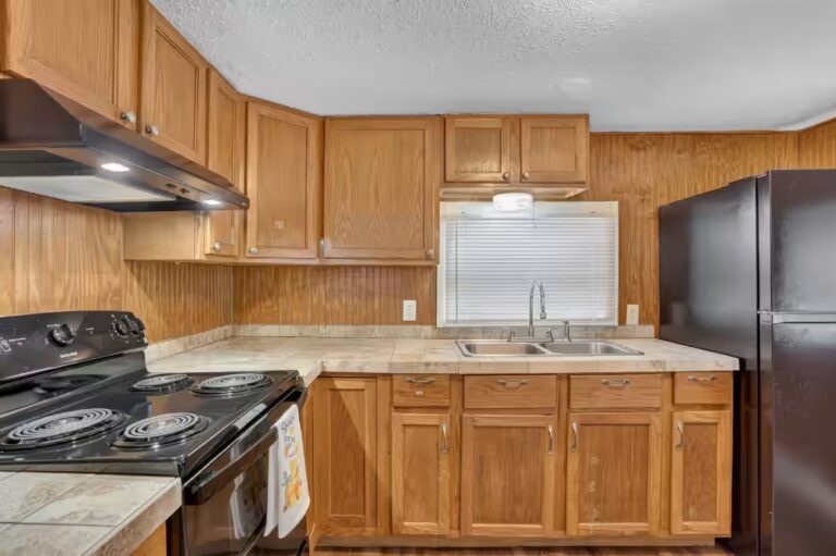 Gallery photo of Florida Living at Its Best in Whispering Pines – Fully Remodeled & Move-in Ready! | Titusville FL