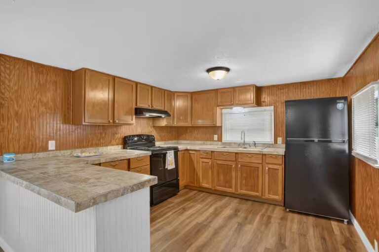Gallery photo of Florida Living at Its Best in Whispering Pines – Fully Remodeled & Move-in Ready! | Titusville FL