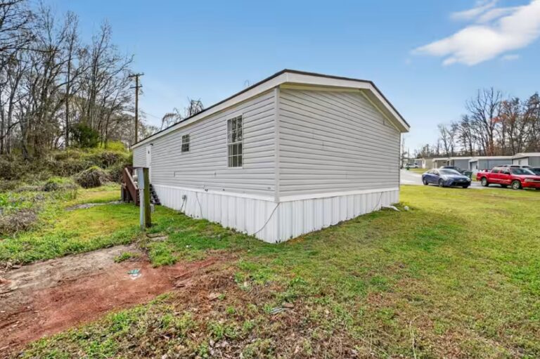 Gallery photo of Charming Doublewide Home for Sale – Fox Creek Community | Fountain Inn SC