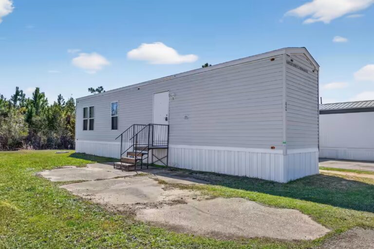 Gallery photo of Efficient 1br Home in Panama City’s Bay Oaks Village | 360 Sf Modern Living | Panama City FL