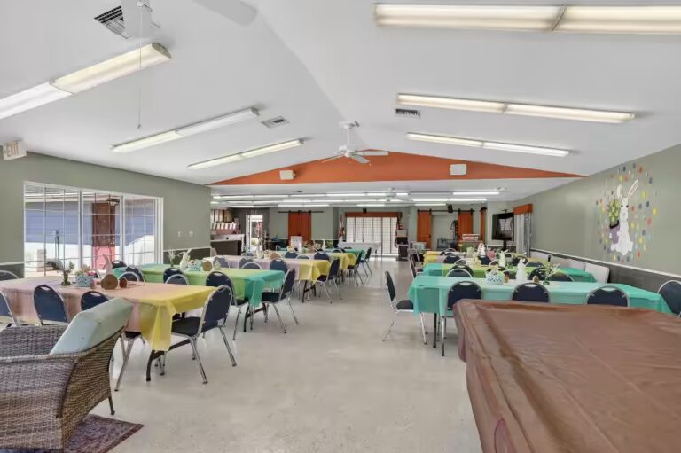Gallery photo of Spacious 2br/2ba Home With Carport in Windward Knoll 55+ | Thonotosassa FL