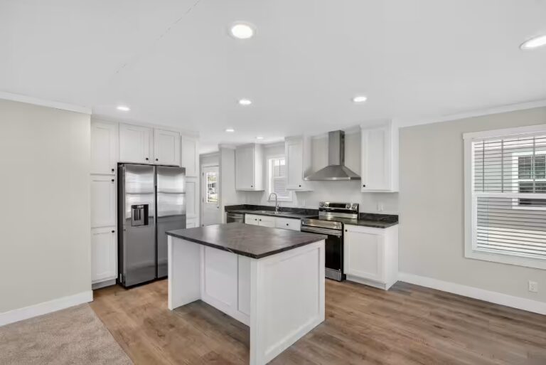 homes, mobile homes, safe, modern, Parakeet Communities, getdEHtoy