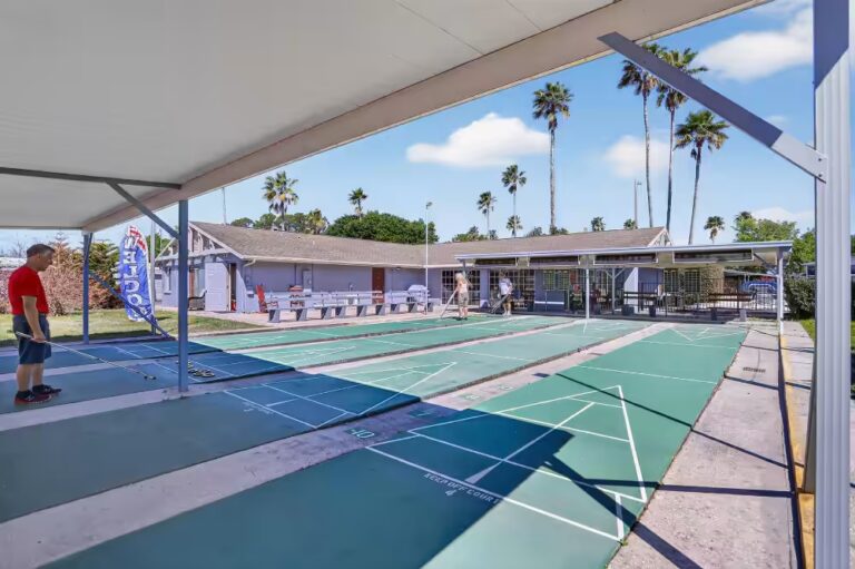 Gallery photo of Spacious 2br/2ba Home With Carport in Windward Knoll 55+ | Thonotosassa FL