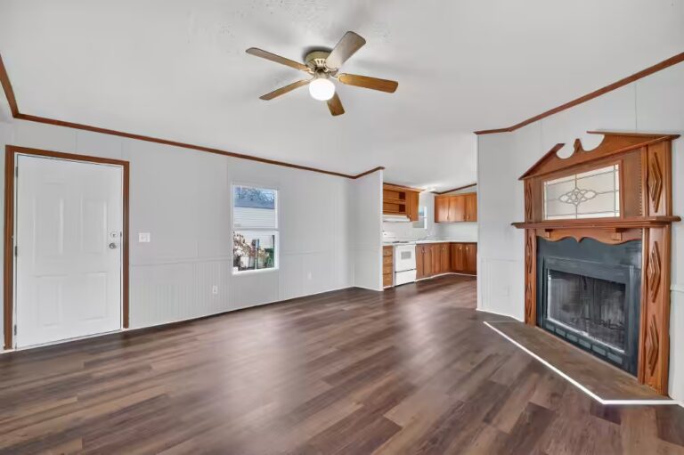 homes, comfortable, safe, Manufactured homes, Parakeet Communities, getUuKYc
