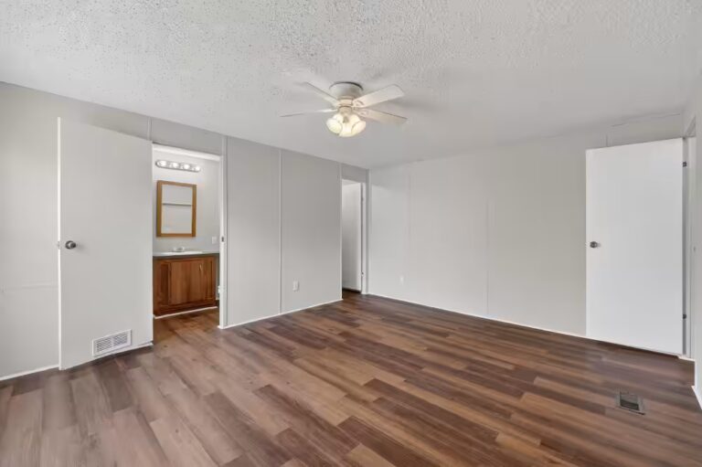 comfortable, modern, getZRajng, safe, Manufactured homes, Parakeet Communities