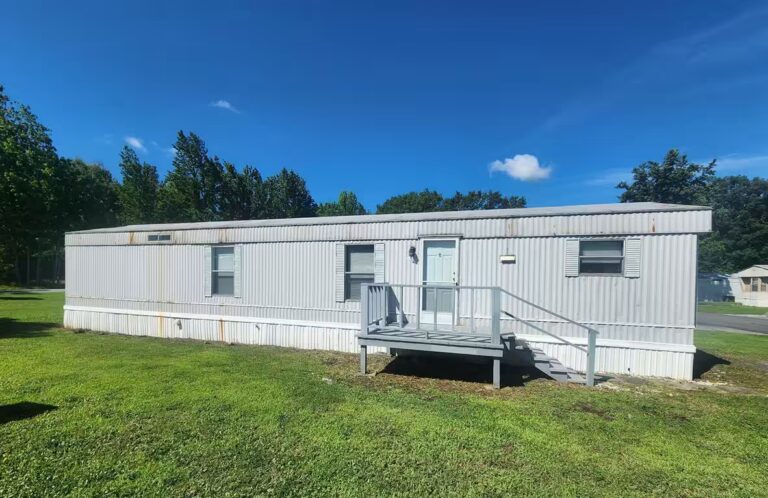 Parakeet Communities, living, safe, homes, Manufactured homes