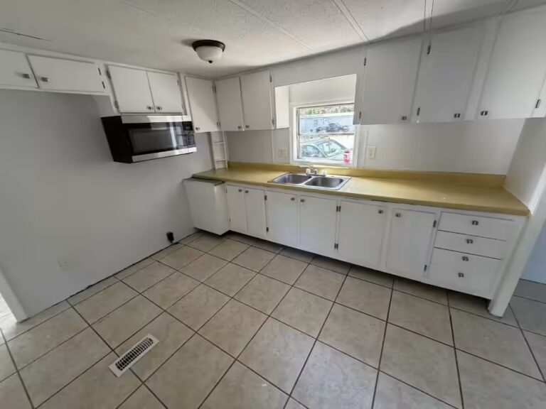 Manufactured homes, living, Parakeet Communities, comfortable, mhp