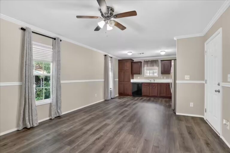 safe, mobile homes, modern, Parakeet Communities, comfortable