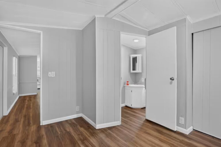 Gallery photo of Tailor-made for Modern Living – Spacious 2br Home in Whispering Pines 55+ Community | Titusville FL