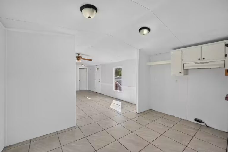 Gallery photo of Affordable Comfort in Parkwood: Move-in Ready 2 Bed, 2 Bath Home | West Columbia SC