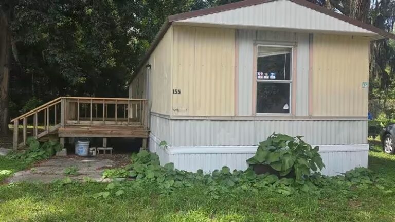 Manufactured homes for rent, living, Parakeet Communities, safe, comfortable