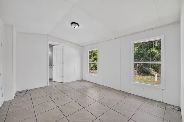 Gallery photo of Affordable Comfort in Parkwood: Move-in Ready 2 Bed, 2 Bath Home | West Columbia SC