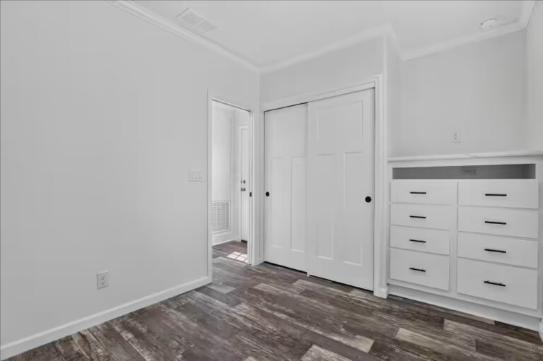 mhp, homes, Manufactured homes for rent, comfortable, Parakeet Communities
